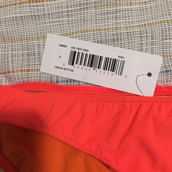 Bikini bottoms. Size small - Picture 2 of 2